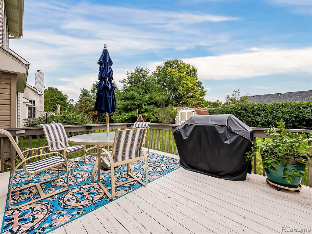 1394 MIDDLEWOOD Drive, Saline, MI 48176 — Photo 30