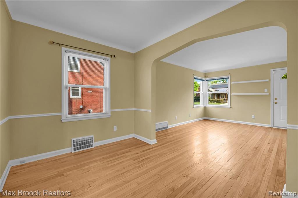 1311 Harvard Road, Berkley, MI 48072 — Photo 4