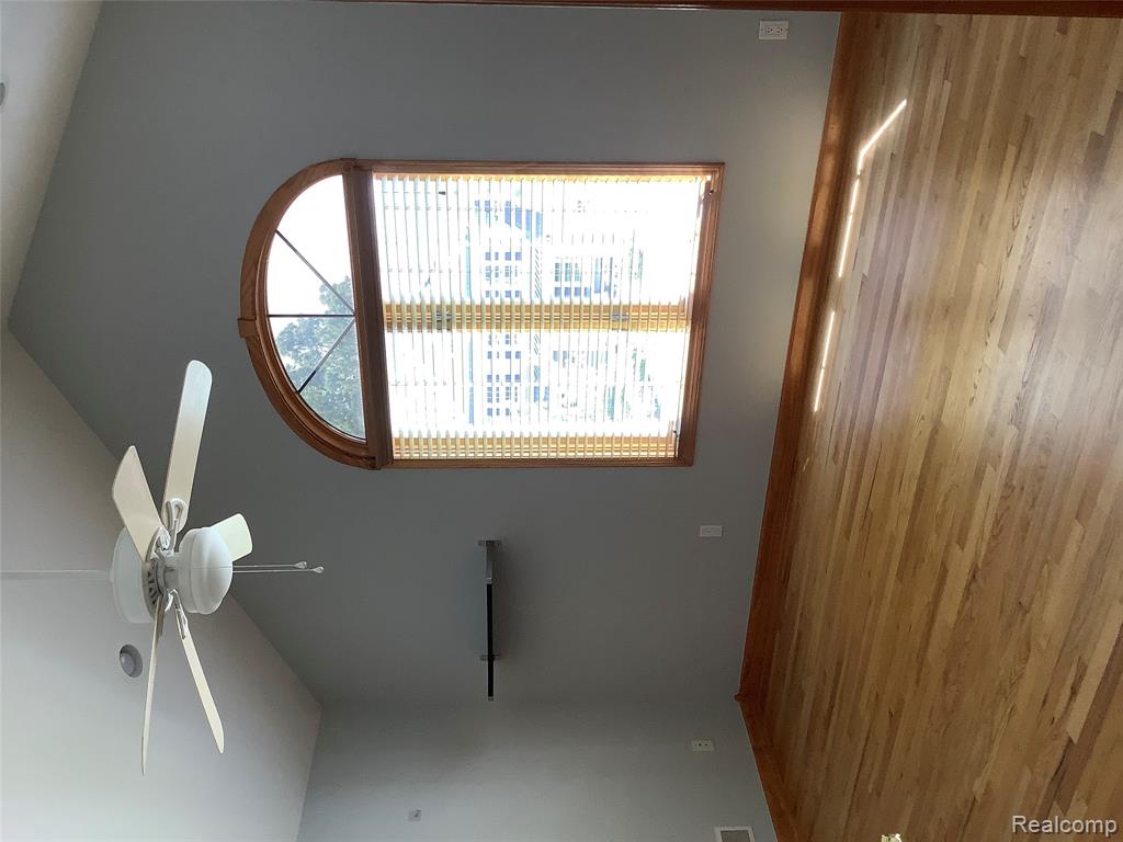 511 BASELINE Road, Northville, MI 48167 — Photo 16