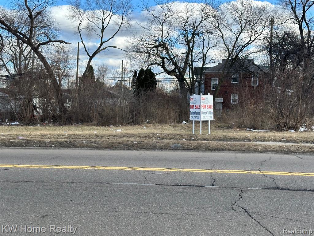 3302 E 7 MILE Road, Detroit, MI 48234 — Photo 7