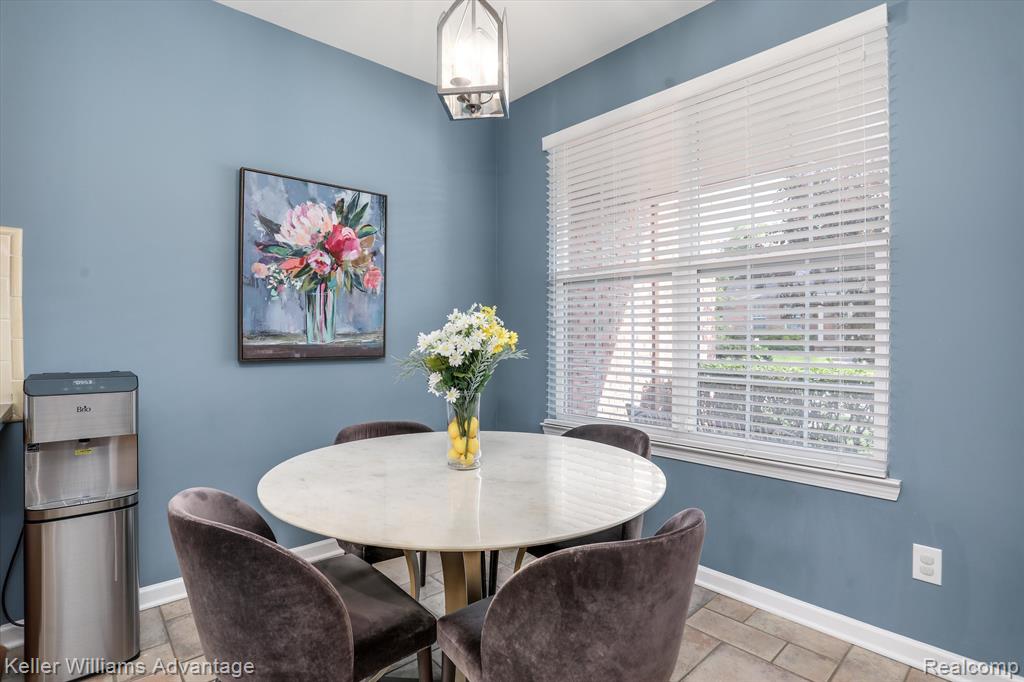 5164 Mesa Drive, Shelby Twp, MI 48316 — Photo 17