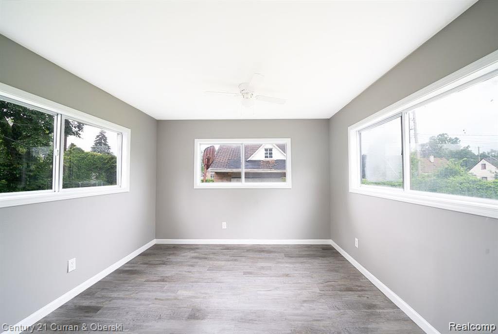 9244 Carlin Street, Detroit, MI 48228 — Photo 15