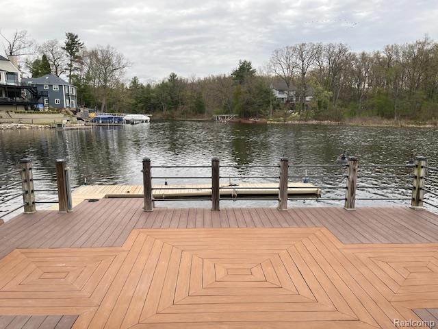 472 Shorewood Court, Lake Orion, MI 48362 — Photo 21