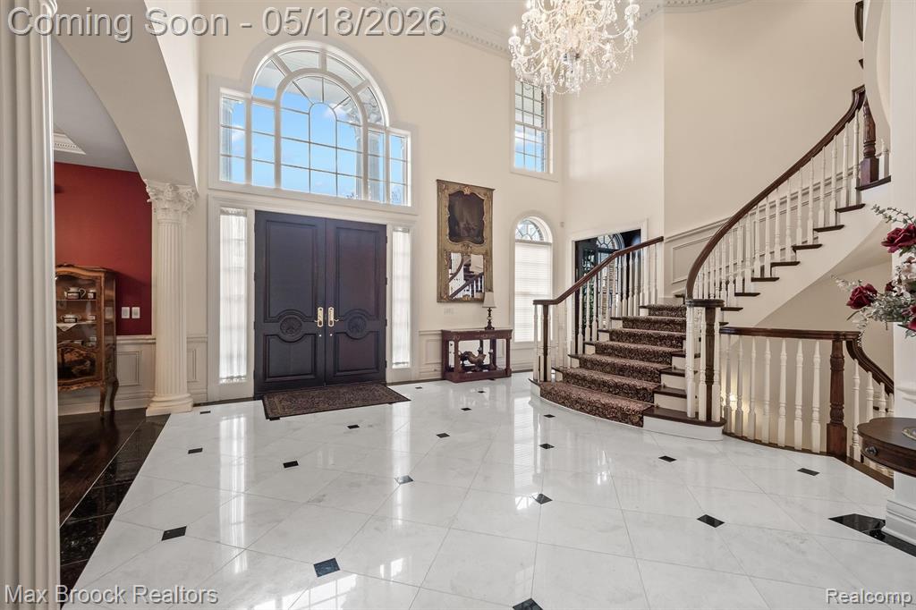 528 Barrington Court - Photo 4