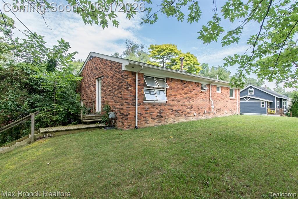 465 Robert Court, Auburn Hills, MI 48326 — Photo 3