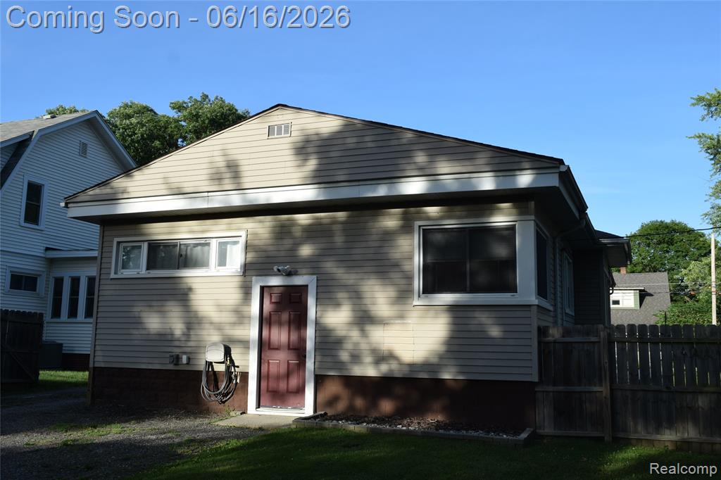 505 N Marquette Street, Durand, MI 48429 — Photo 30