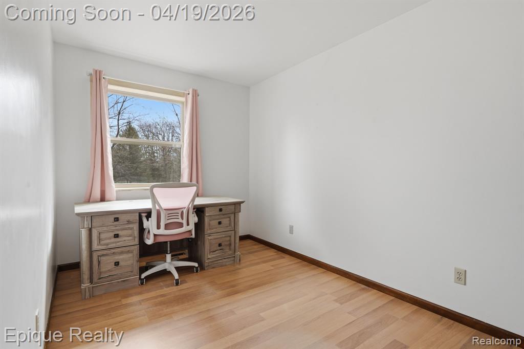 8269 Morrish Road, Flushing, MI 48433 — Photo 18