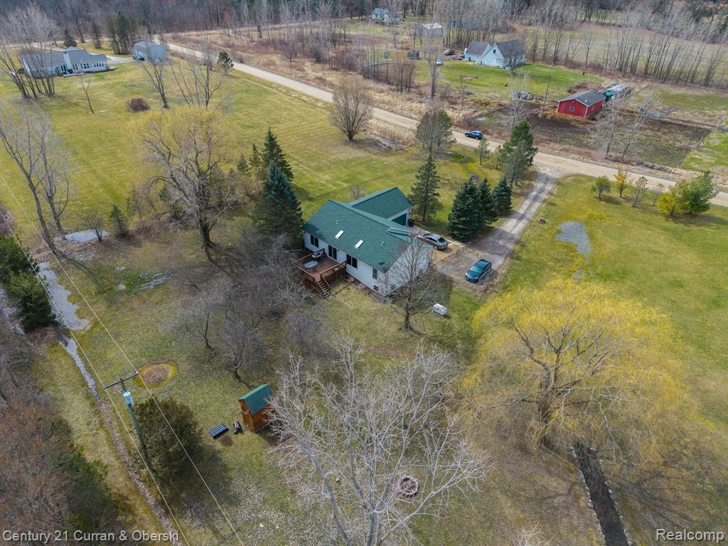 4220 HAPPY HOLLOW Lane, Howell, MI 48855 — Photo 37