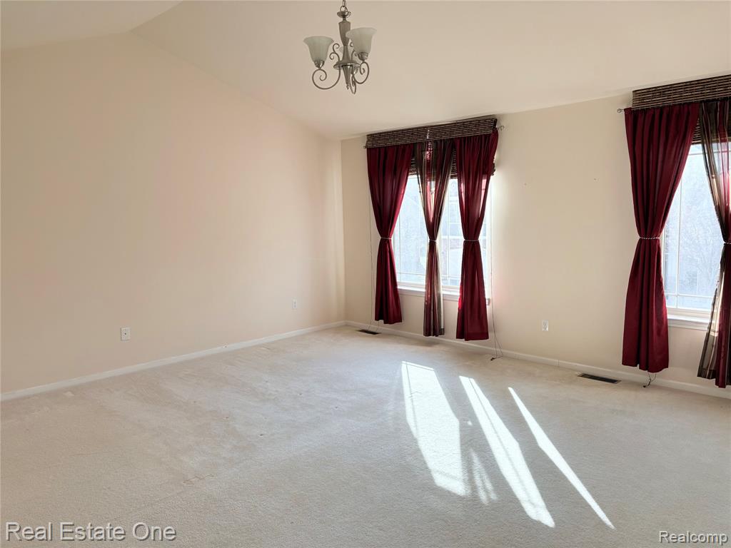 6178 Elarz Drive, Troy, MI 48085 — Photo 11
