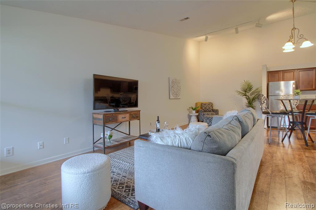 19586 Northridge Drive, Northville, MI 48167 — Photo 10