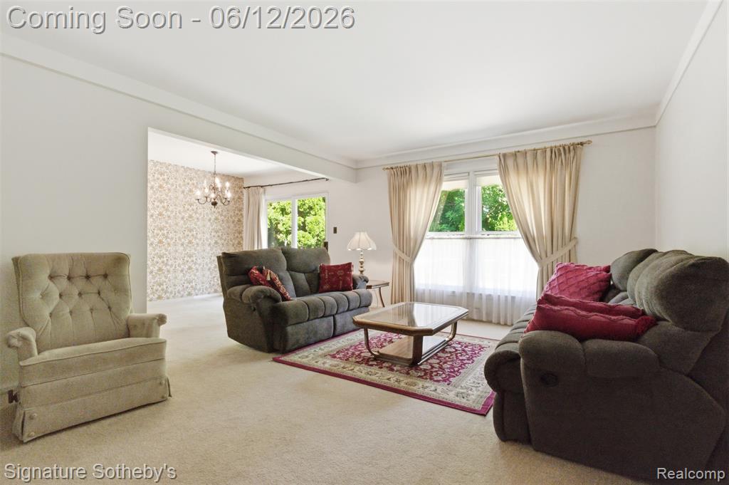 6344 Campus Drive, Dearborn Heights, MI 48127 — Photo 11