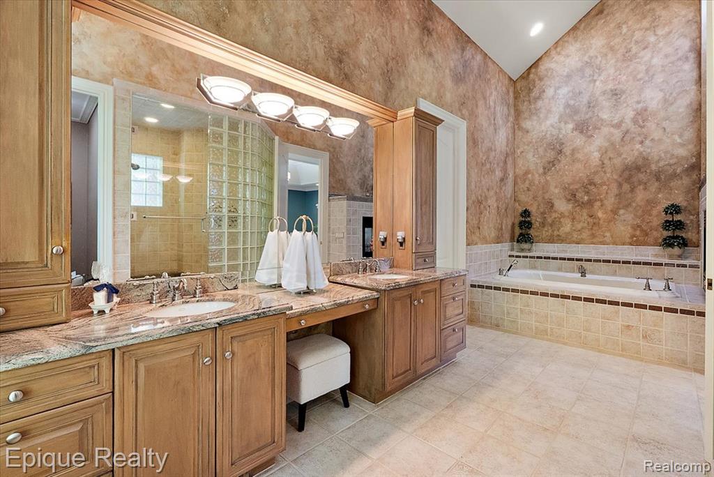 7662 Devins Ridge, Clarkston, MI 48348 — Photo 47