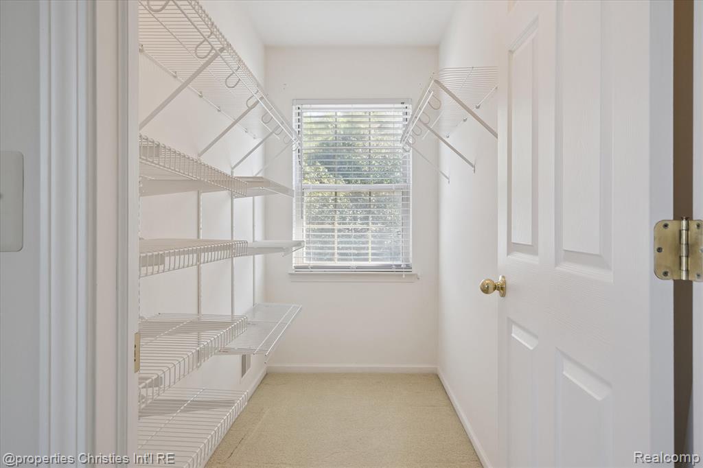 4831 Sunderland Drive, Sterling Heights, MI 48314 — Photo 36