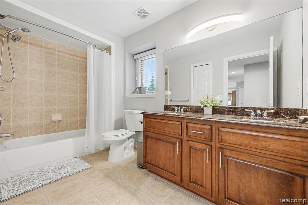 4337 Elaine Court, Utica, MI 48316 — Photo 26