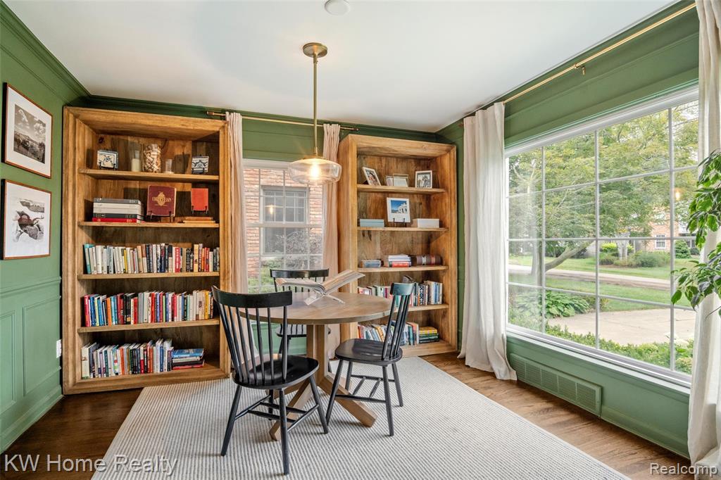 595 Kimberly Street, Birmingham, MI 48009 — Photo 6