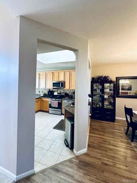 50022 Samuel Court, 123, Shelby Twp, MI 48317 — Photo 4