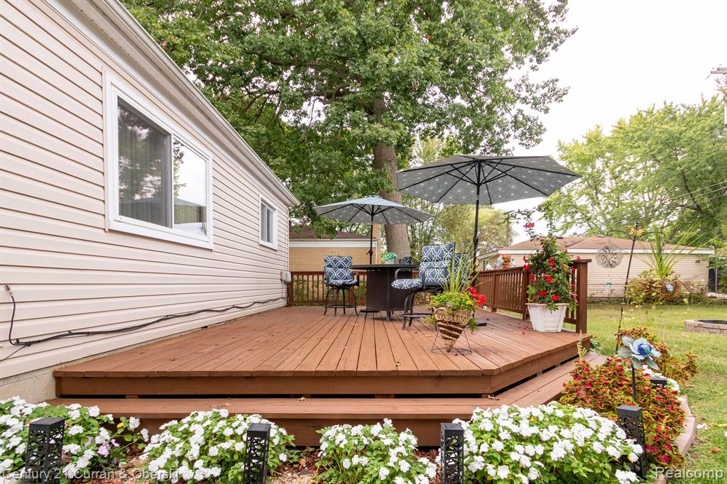 4417 BEDFORD Street, Dearborn Heights, MI 48125 — Photo 24