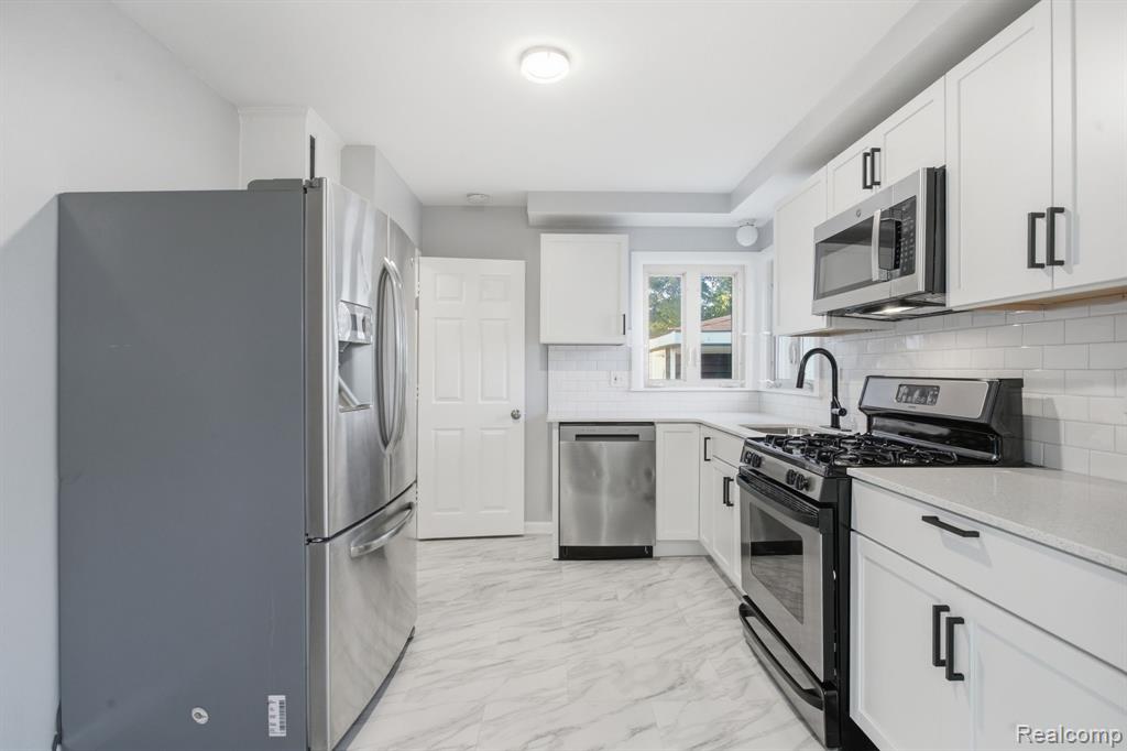 4685 Julius Boulevard, Westland, MI 48186 — Photo 14