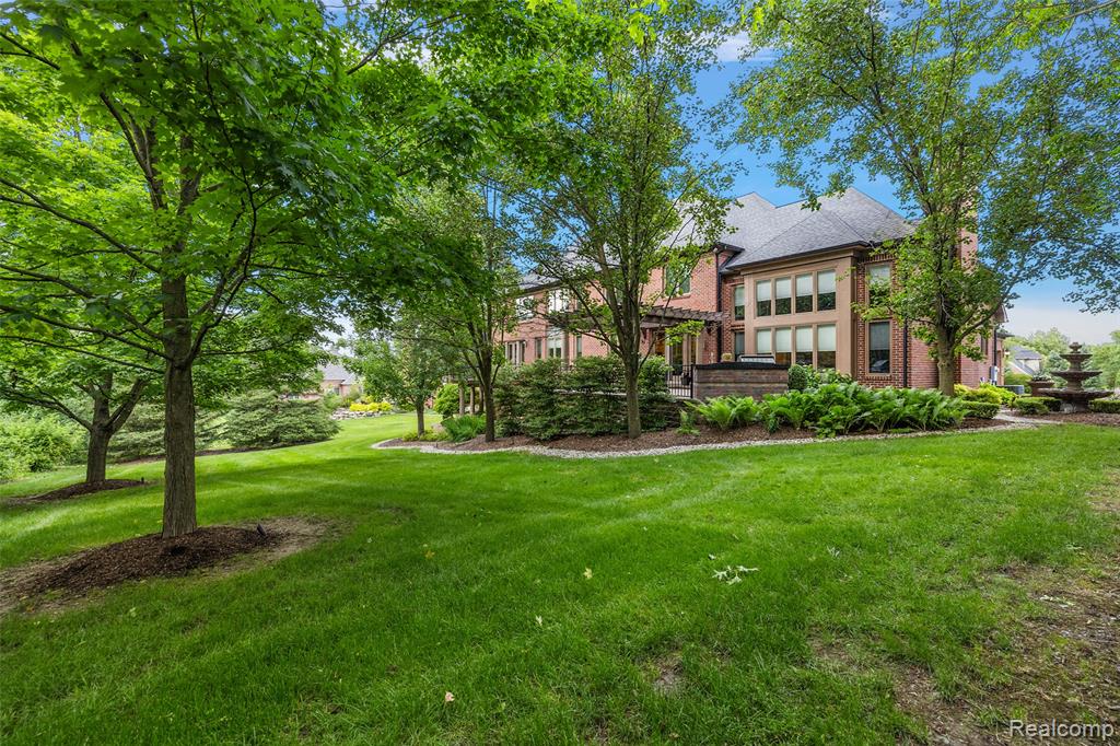 4688 Fawn Hill Court, Rochester, MI 48306 — Photo 61
