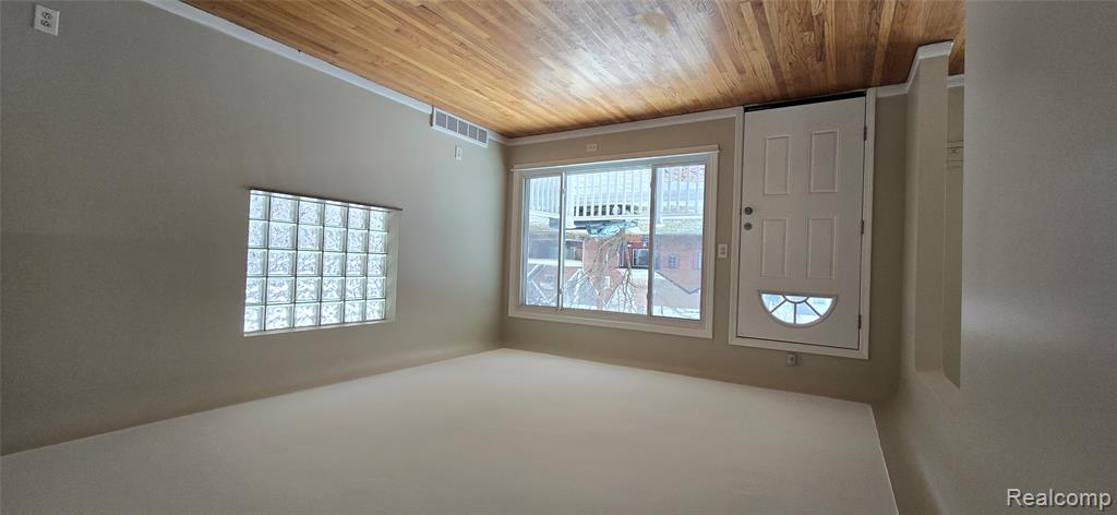 8669 Grayfield Street, Dearborn Heights, MI 48127 — Photo 2