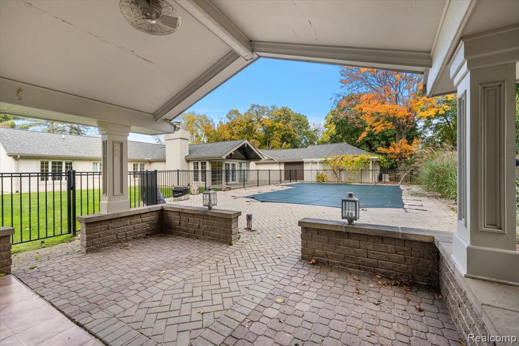 5741 Snowshoe Circle, Bloomfield Hills, MI 48301 — Photo 59