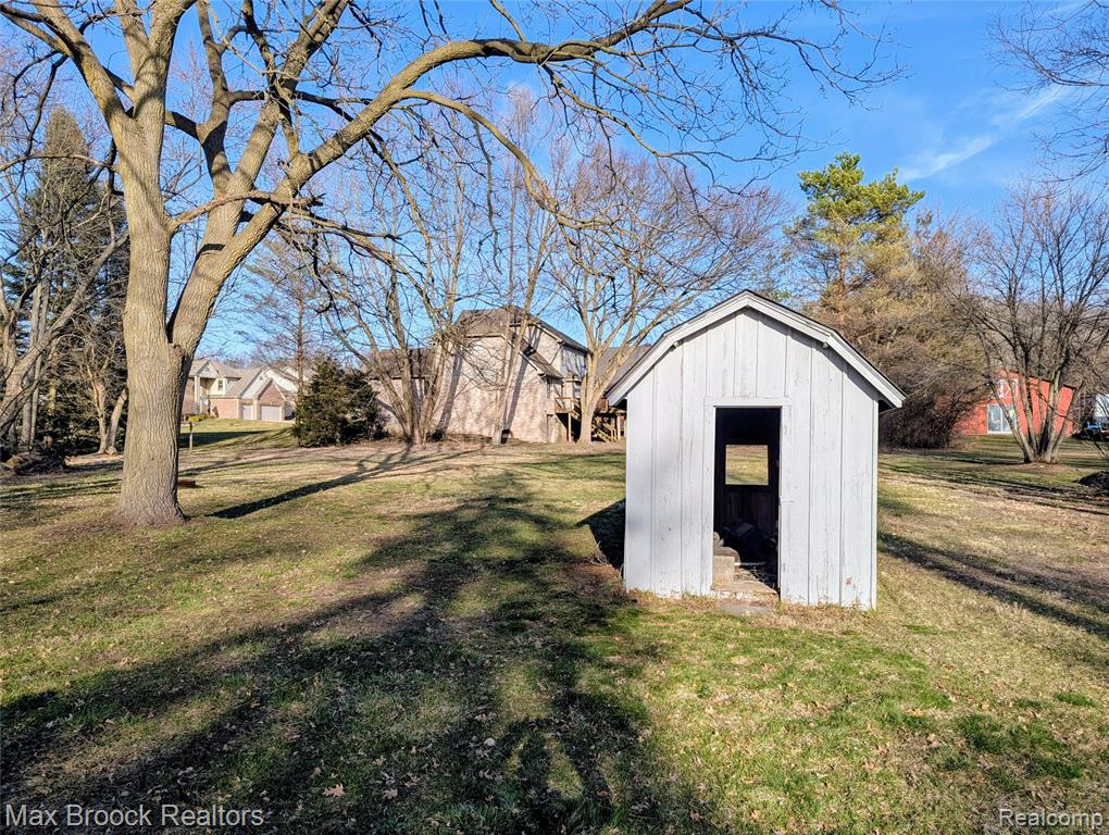 6227 Clarkston Road, Clarkston, MI — Photo 25