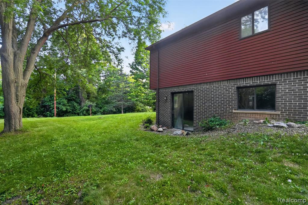 16955 English Road, Manchester, MI 48158 — Photo 36