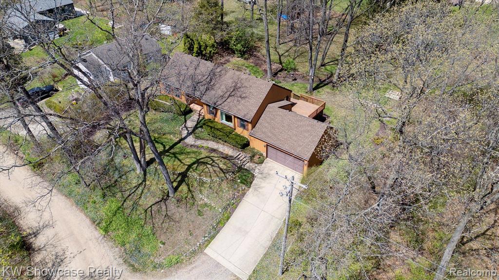 4105 WOODCROFT Street, White Lake, MI 48383 — Photo 26