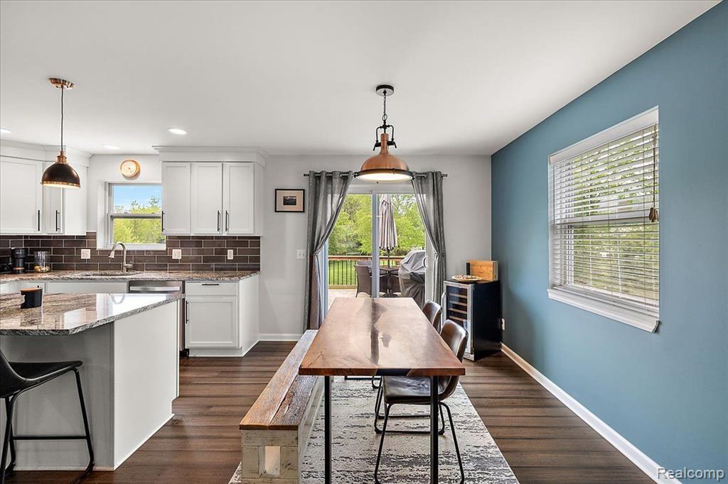 7611 Peninsula, Waterford, MI 48327 — Photo 11