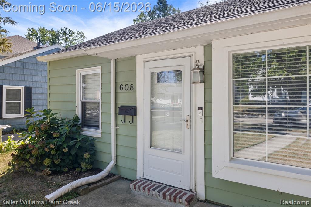608 E Windemere Avenue, Royal Oak, MI 48073 — Photo 5