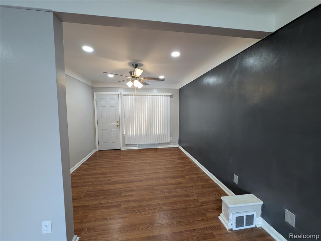 15329 Vaughan Street, Detroit, MI 48223 — Photo 9