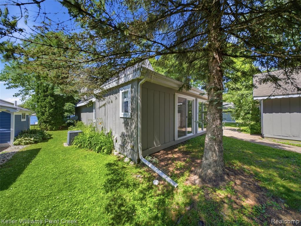 10435 Spring Street, Fenton, MI 48430 — Photo 39