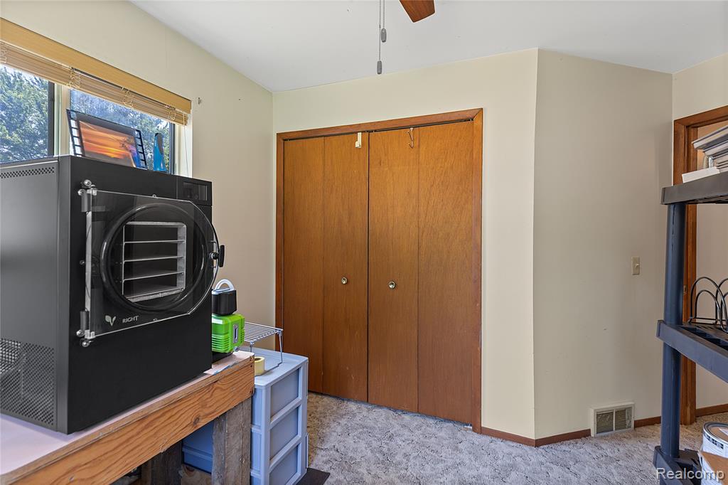 4440 Oakvista Avenue, Clarkston, MI — Photo 20