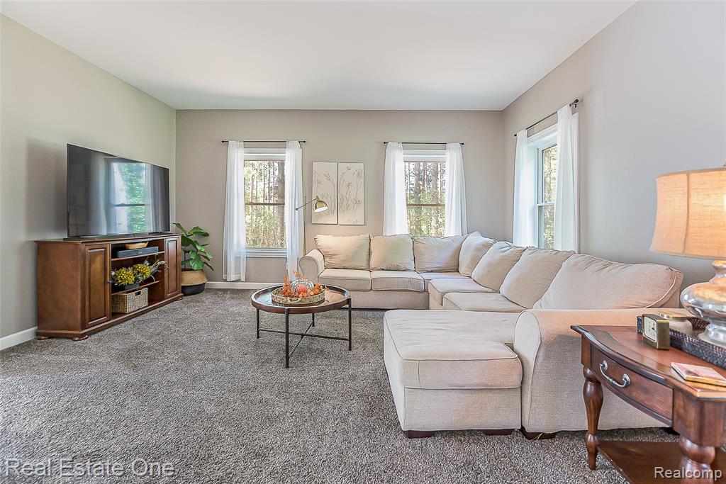 7155 Campbell Mills Court, Brighton, MI 48116 — Photo 24