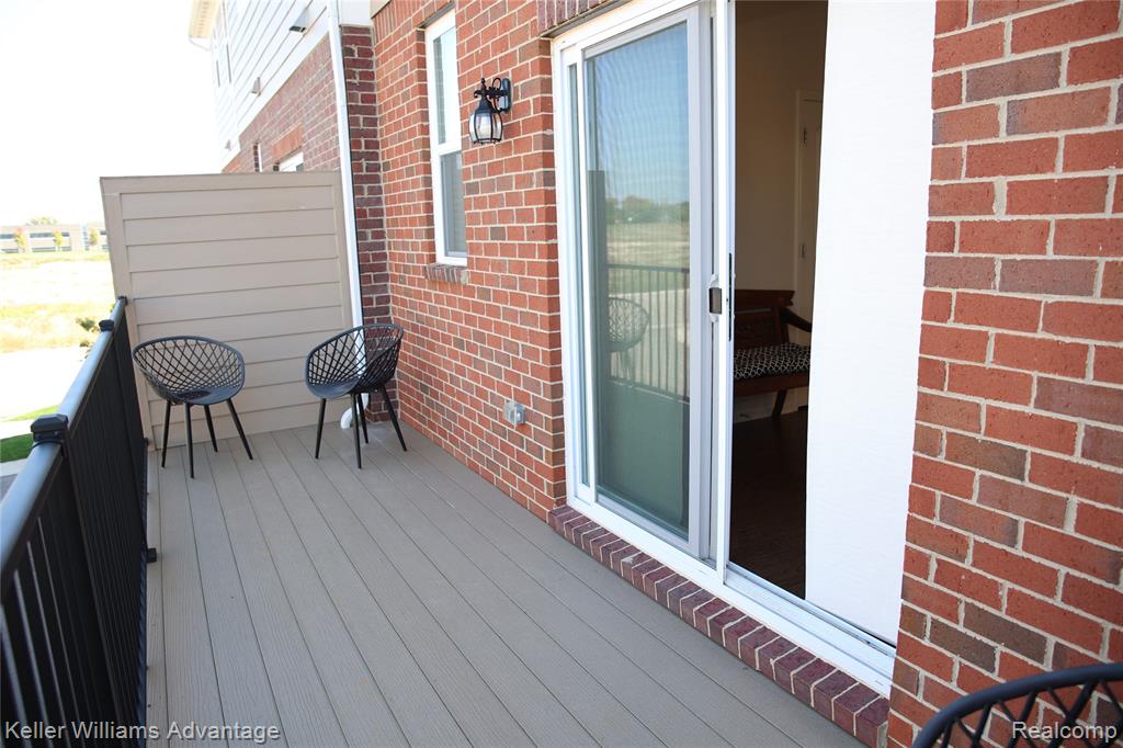 47660 Alden Terrace S, Northville, MI — Photo 19