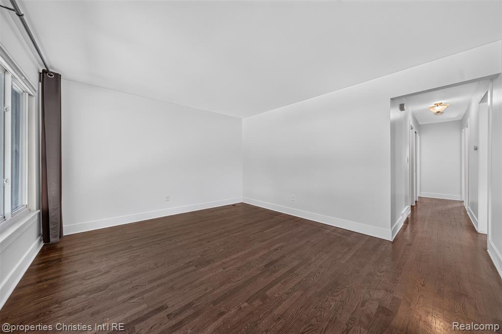 27856 Lenox Avenue, Madison Heights, MI 48071 — Photo 9