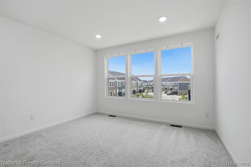 43034 Atwood Avenue, Novi, MI — Photo 16