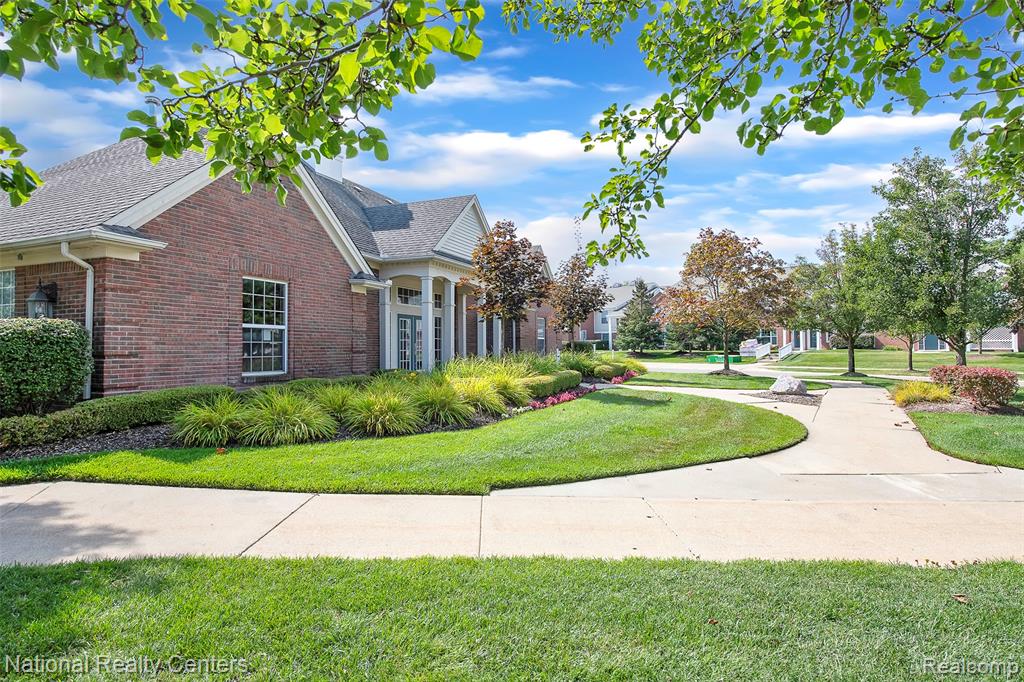 49455 N Glacier Avenue, 43, Northville, MI 48168 — Photo 53