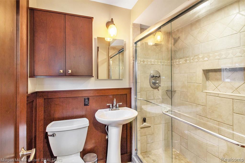 6074 Princess Lane, Clarkston, MI — Photo 12