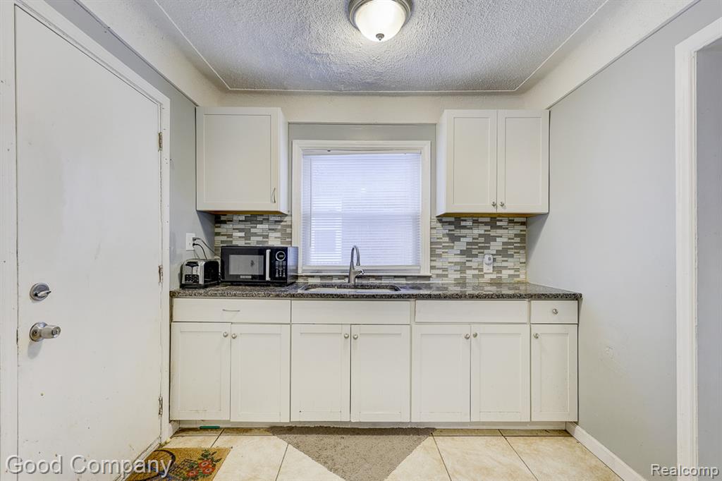 18669 Coyle Street, Detroit, MI 48235 — Photo 14