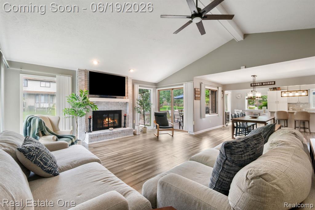 5277 Waterview Drive, West Bloomfield, MI 48323 — Photo 8