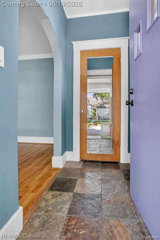 561 W Saratoga Street, Ferndale, MI 48220 — Photo 8