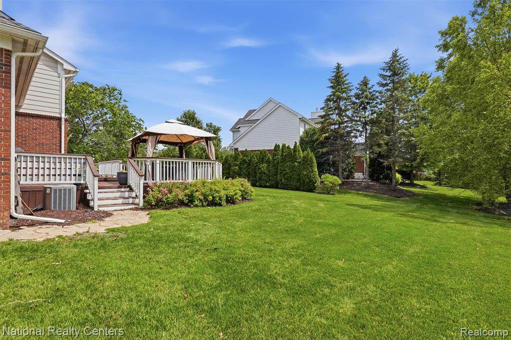 23431 Winged Foot Way, South Lyon, MI 48178 — Photo 39