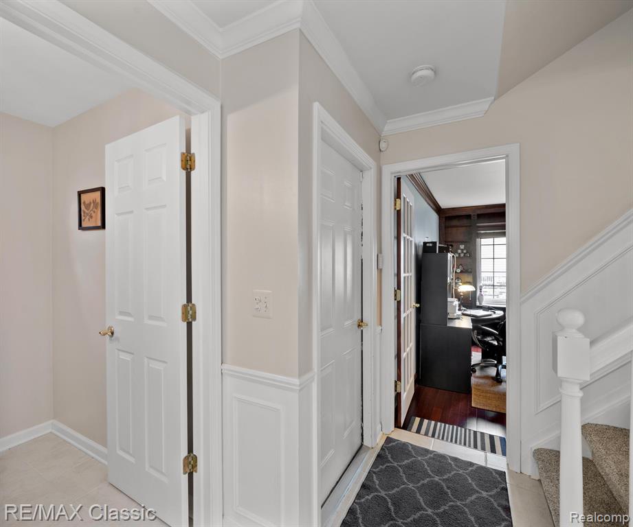 45597 HOLMES Drive, Canton, MI 48187 — Photo 29