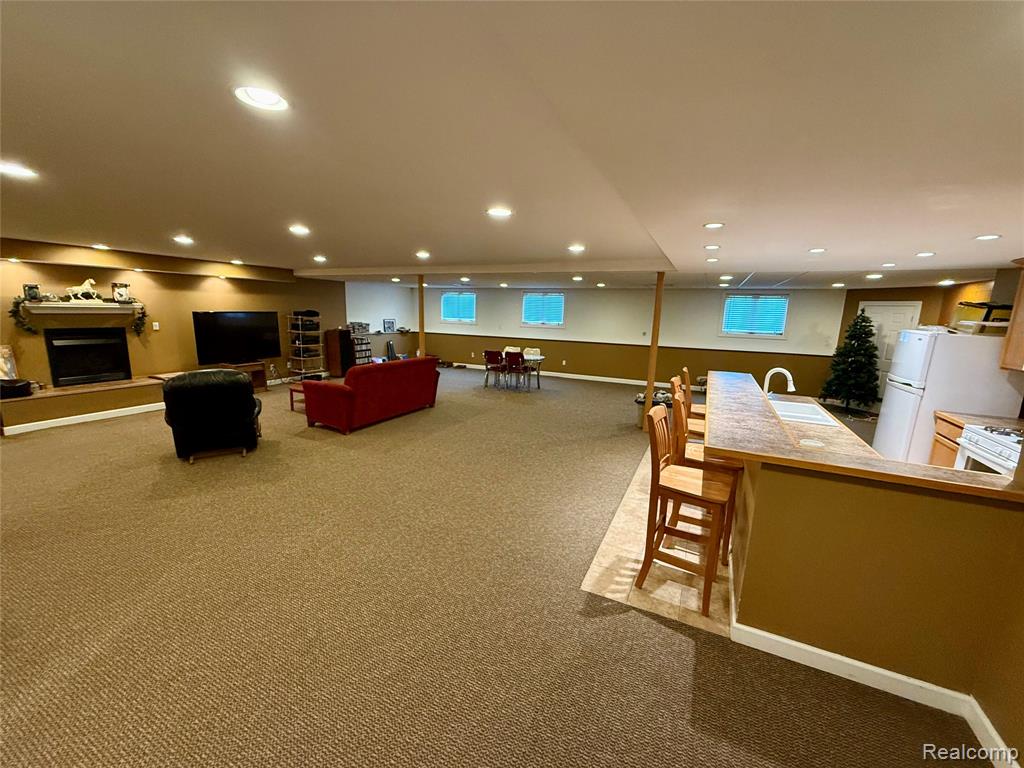 6435 Thompson Pond Drive, Whitmore Lake, MI 48189 — Photo 25