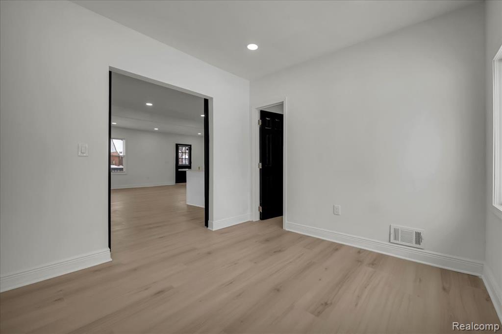 16864 Santa Rosa Drive, Detroit, MI 48221 — Photo 9