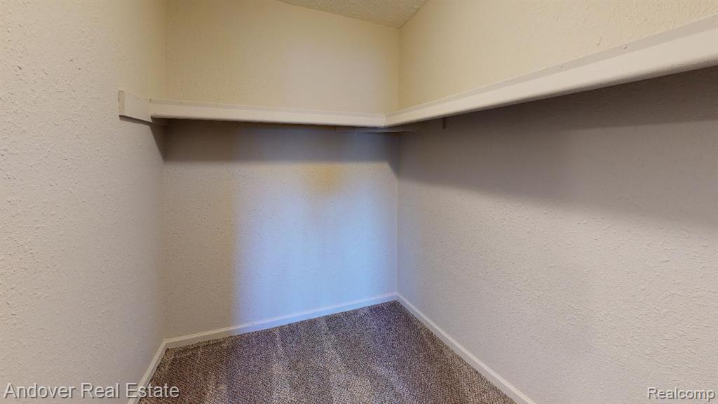 3021 N POINTE Drive, Jackson, MI 49202 — Photo 10