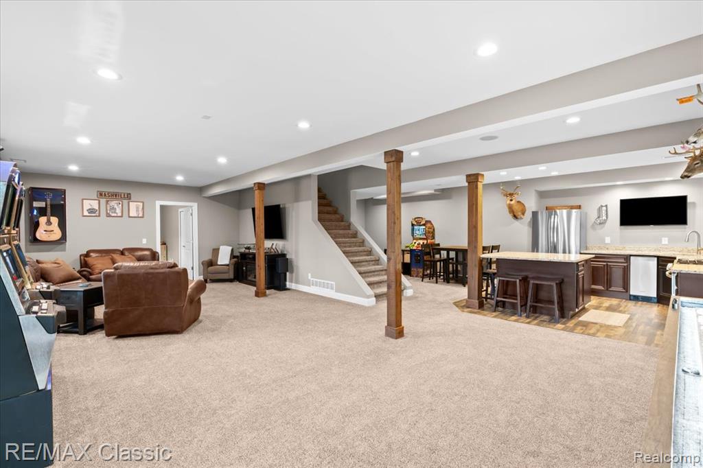 7803 Tipperary Trail, Fenton, MI 48430 — Photo 28