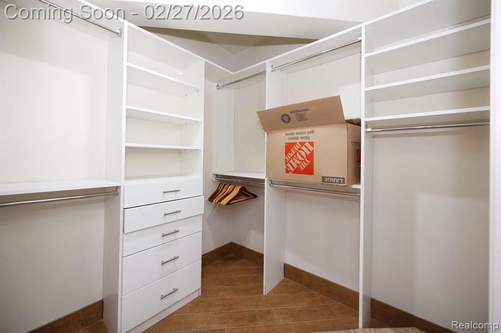 6616 Fairwood Drive, Dearborn Heights, MI 48127 — Photo 51