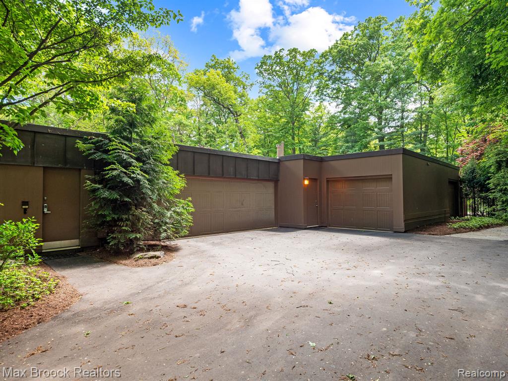 5130 Deep Wood Road, Bloomfield Hills, MI 48302 — Photo 62